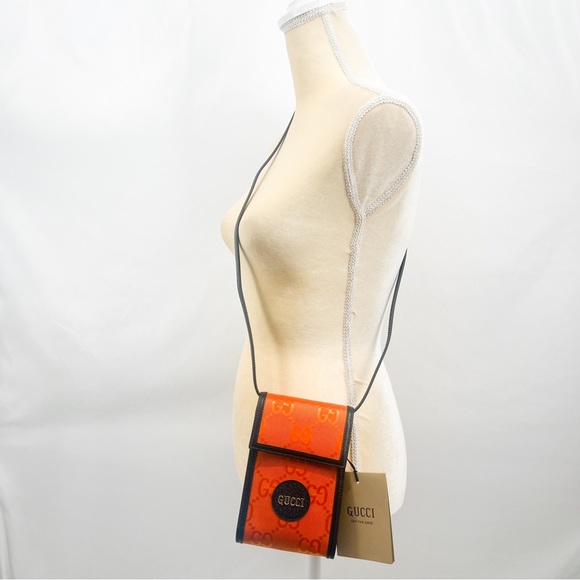 GUCCI
Econyl Nylon Monogram Off The Grid Crossbody Bag Carrot Orange Black - Picture 3 of 16